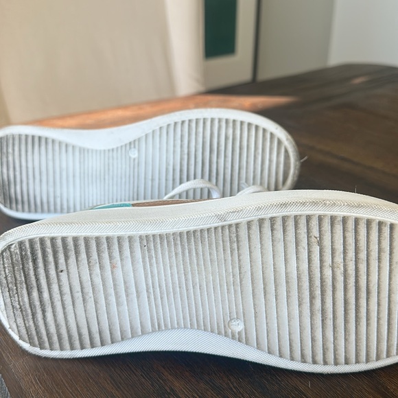 Miz Mooz Sneakers - Picture 5 of 6